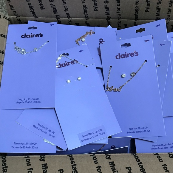 Claire’s Icing Mystery Jewelry Box ALL NWT 100+ Card Backs Gold Silver Tone - Picture 2 of 2